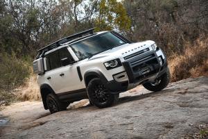 Land Rover Defender 110 P400 S Urban Pack 2020 года  (ZA)
